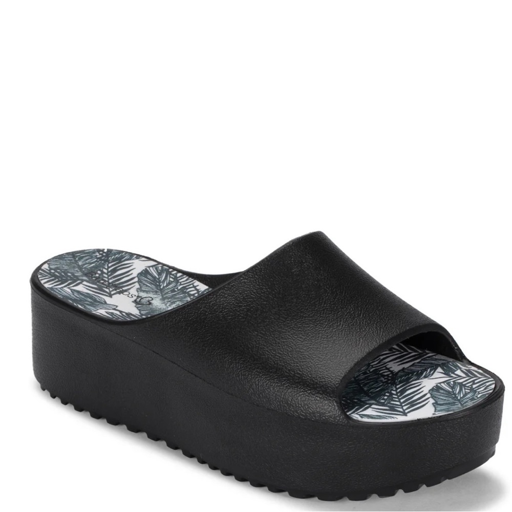 BareTraps Black Platform Slides